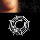 Faux piercing de téton toile d'araignée