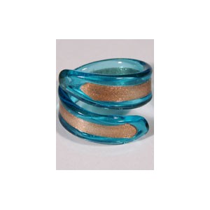 Bague spirale en verre turquoise teintée dans la masse