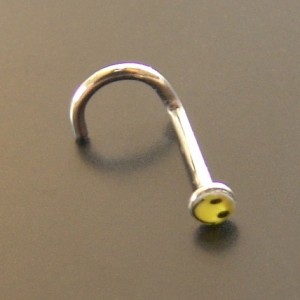 Piercing nez motif Smiley, tige acier courbe