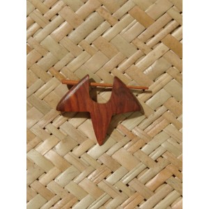 Paire de boucles d'oreilles en bois motif étoile, tige bois