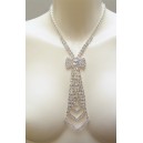 Pendentif sexy cravate en strass avec noeud papillon couleur cristal
