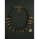 Collier en billes d'os et pendentifs en laiton noir